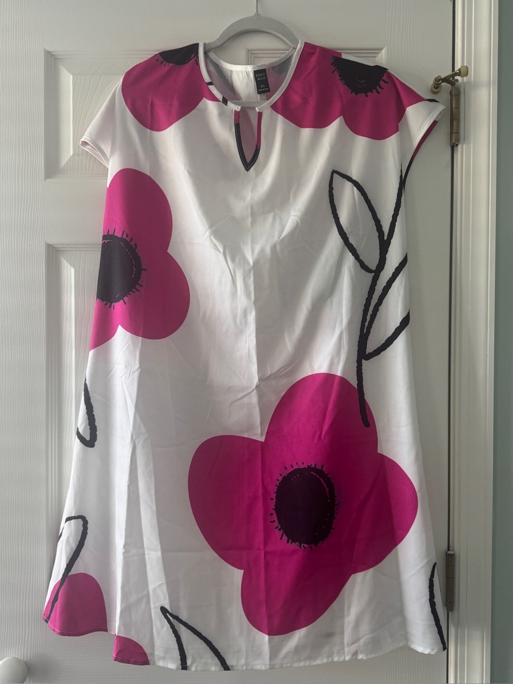 Emery Rose  White Dress/Tunic with Bright Pink Floral Print